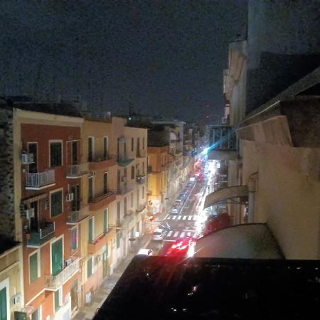 Pokoj Dla 2 Z Prywatnym Balkonem, Lazienka I Wejsciem 바리 외부 사진